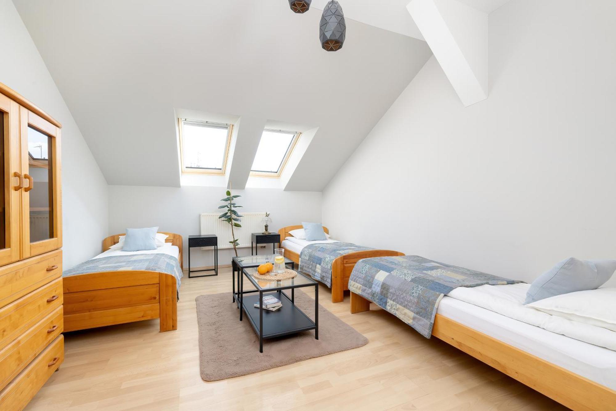 Sunshine Apartment Краков Экстерьер фото