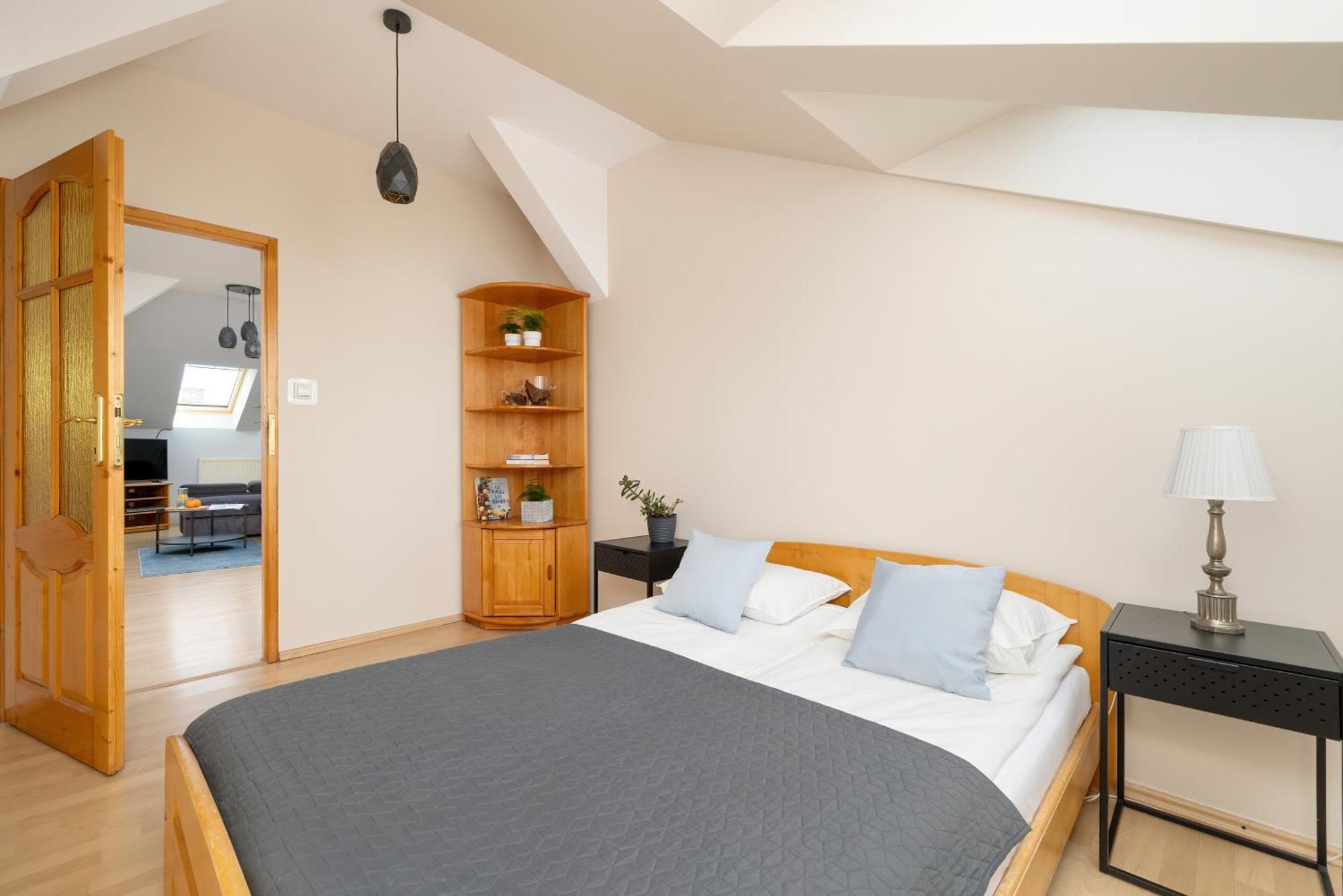 Sunshine Apartment Краков Экстерьер фото